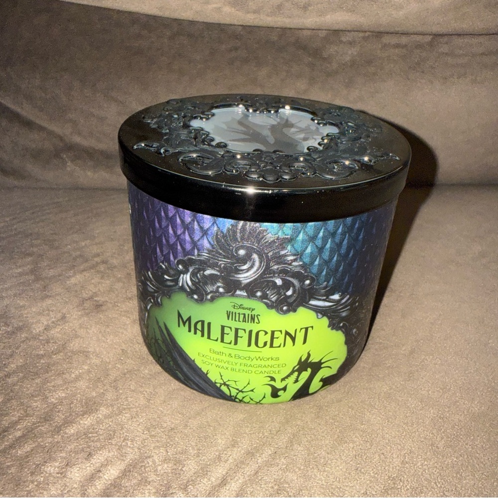 Bath and Body Works Disney Villains Maleficent Candle New with Tags